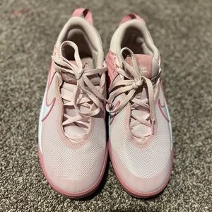 Nike hustle dx su21 (pink) size 4.5Y